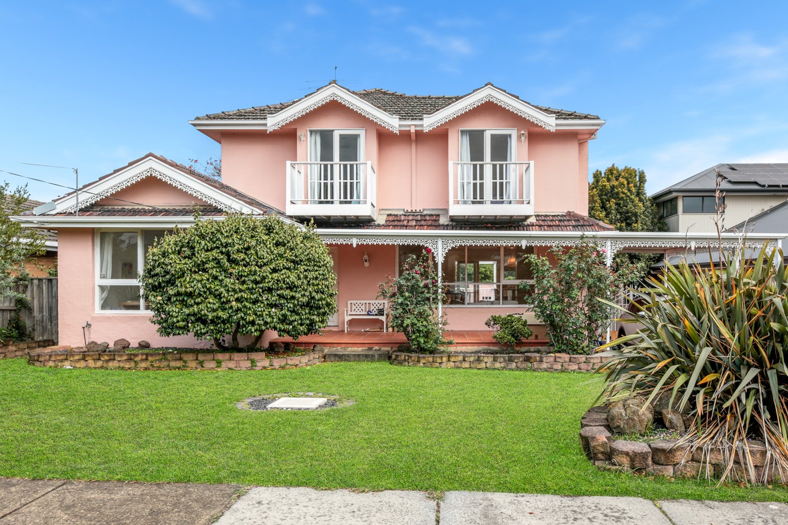 Gallery: 15 Mountain Ash Avenue