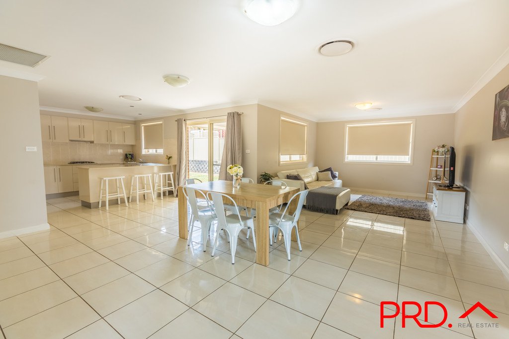 15 Mountain Gum Road TAMWORTH 2