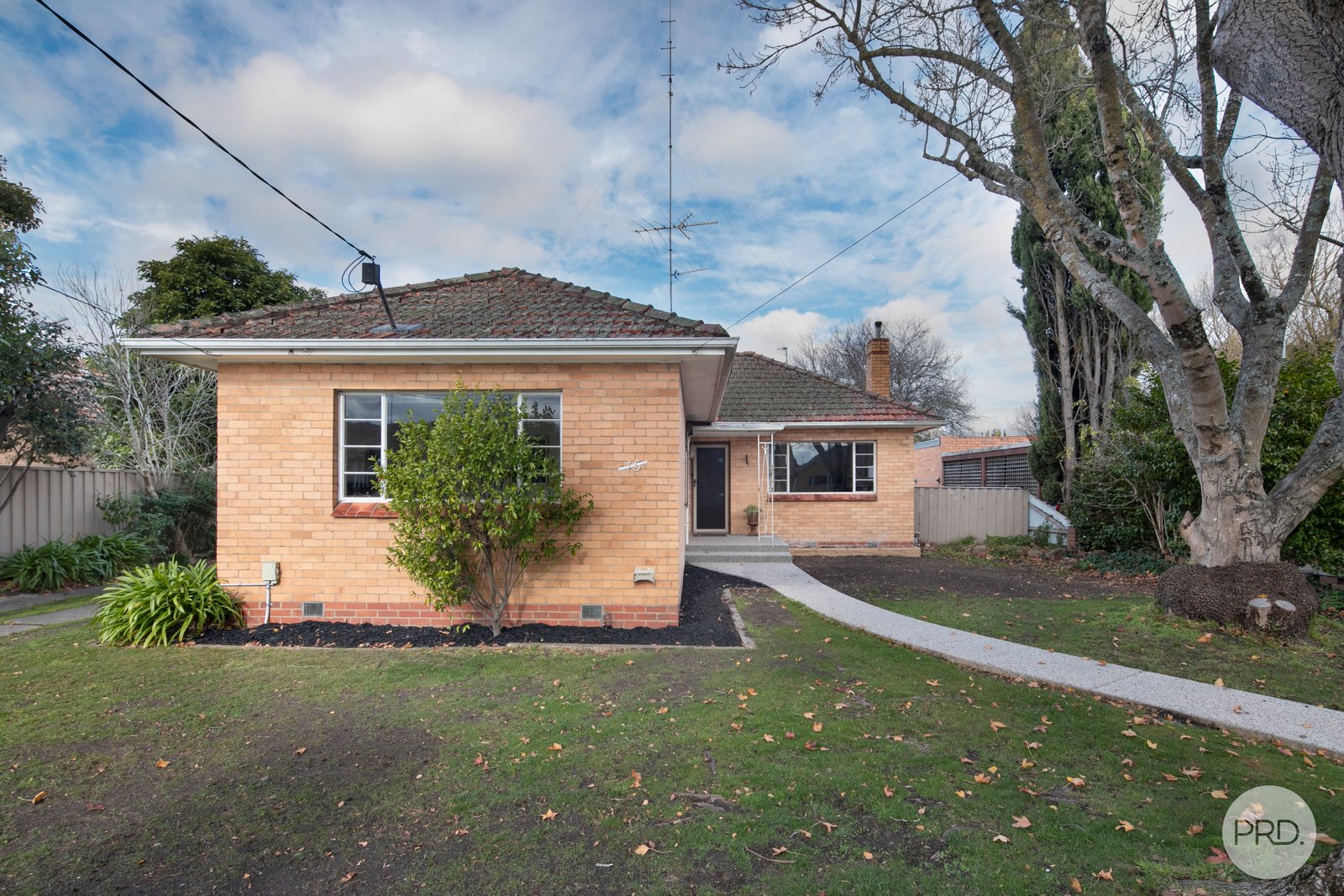 15 Muir Crescent NEWINGTON 3