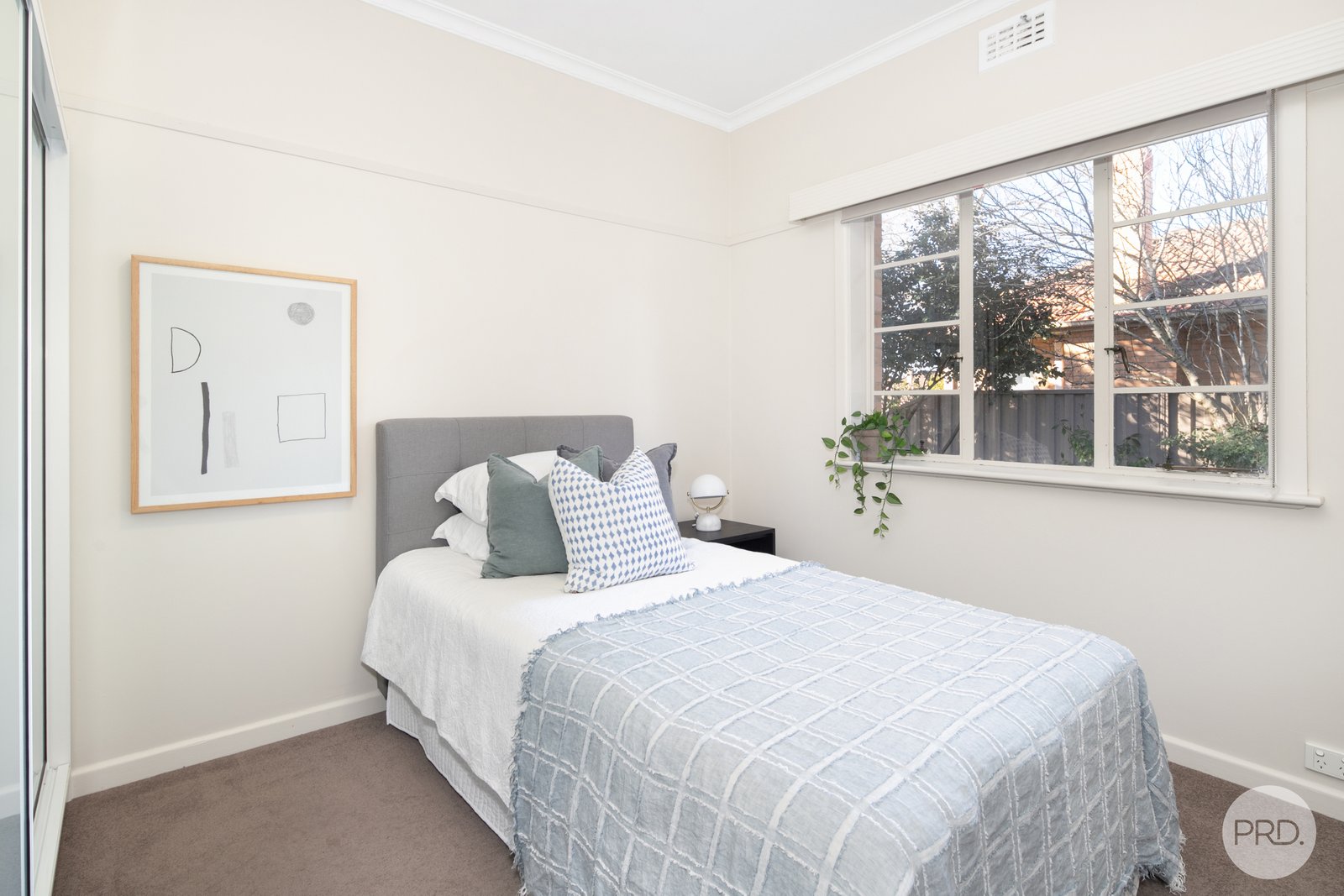 15 Muir Crescent NEWINGTON 12