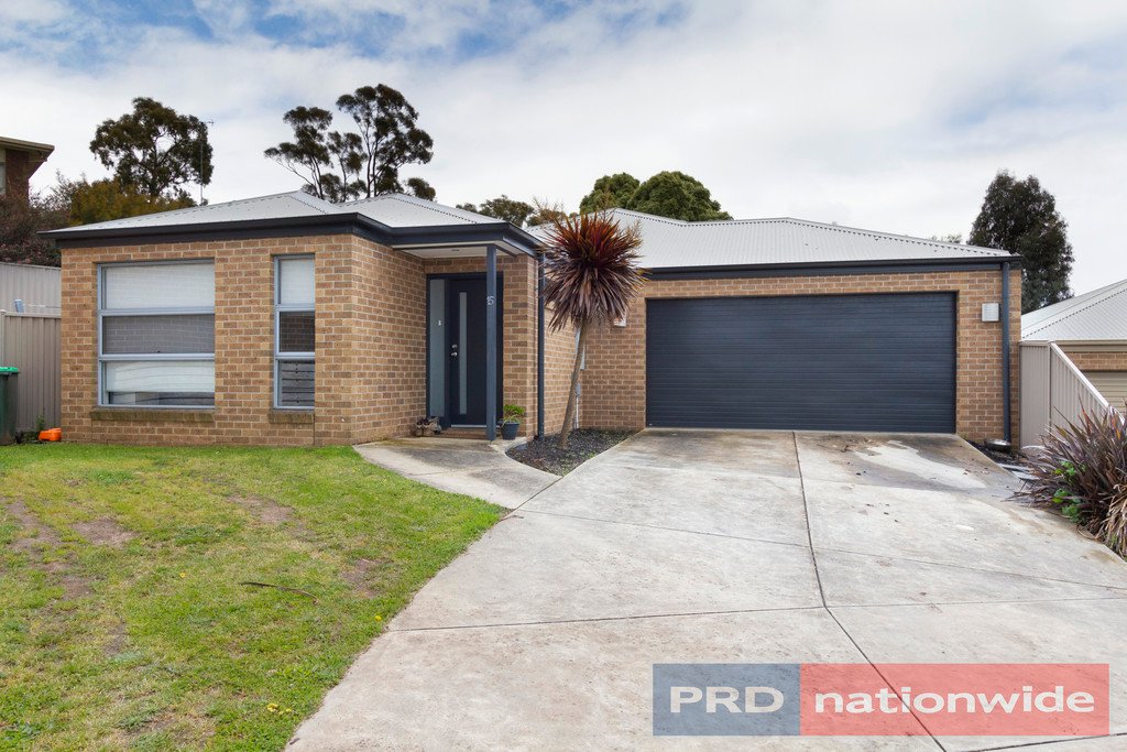 15 Muller Court MOUNT CLEAR 1