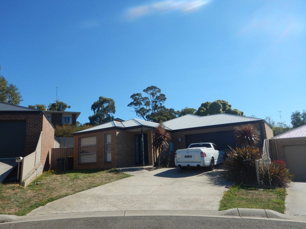 15 Muller Court MOUNT CLEAR 1