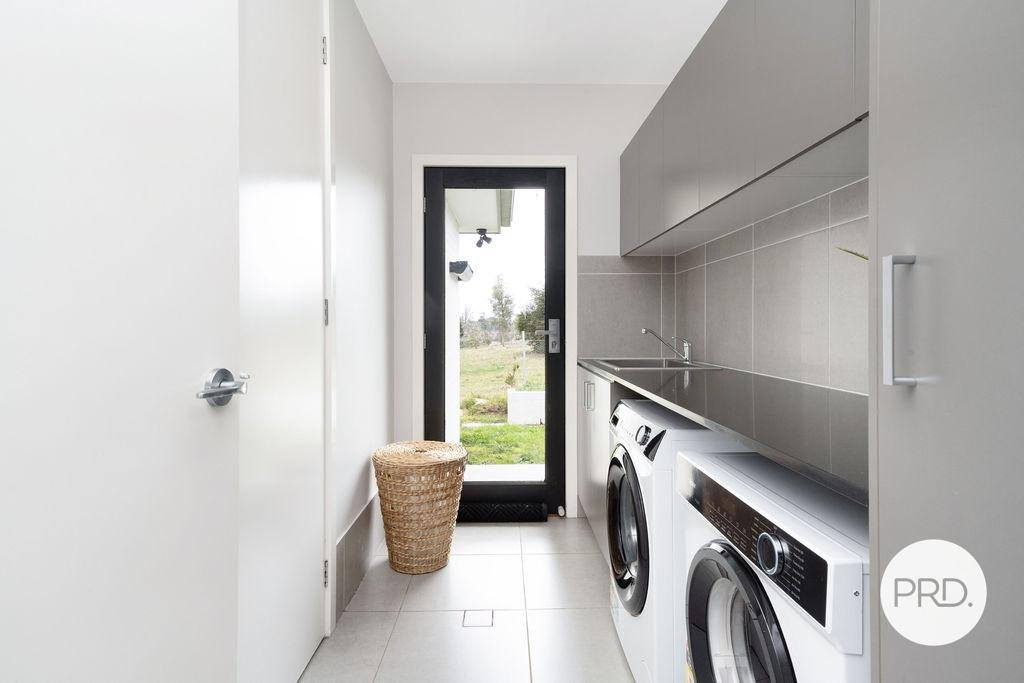 15 Murray Street COLLECTOR 18