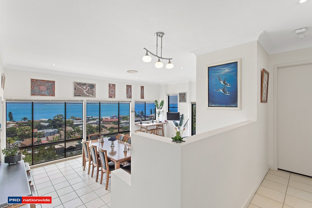 15 Myan Close CORLETTE 3