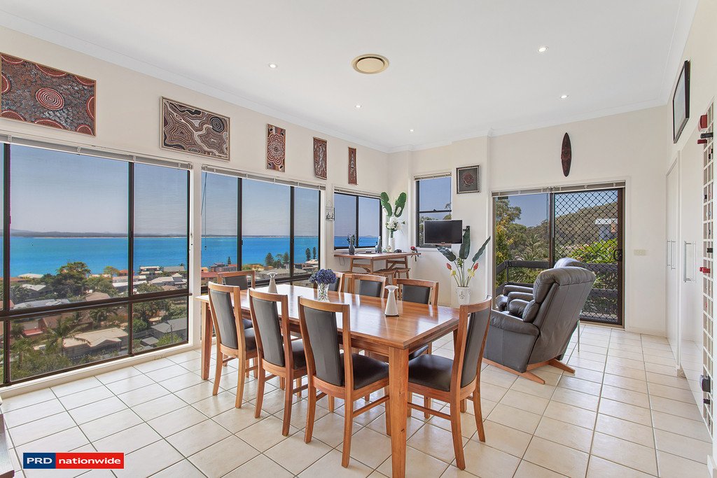 15 Myan Close CORLETTE 6