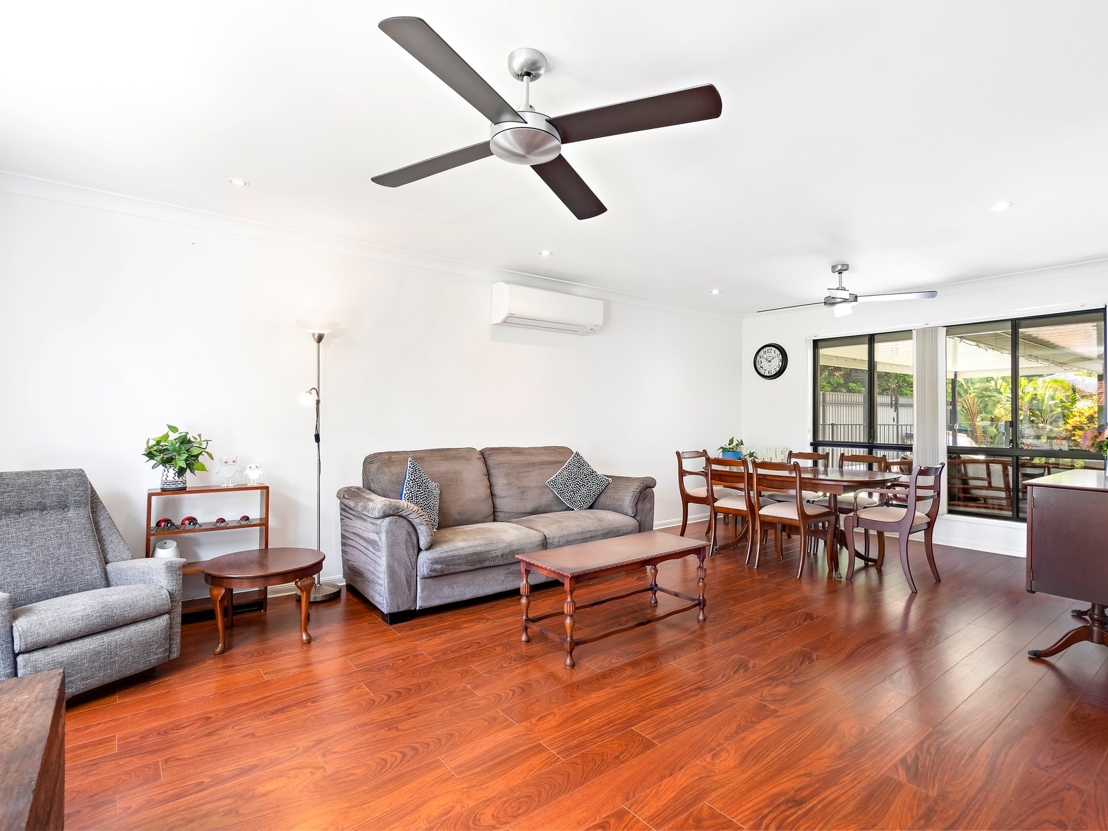 15 Neeson Place CURRUMBIN WATERS 3