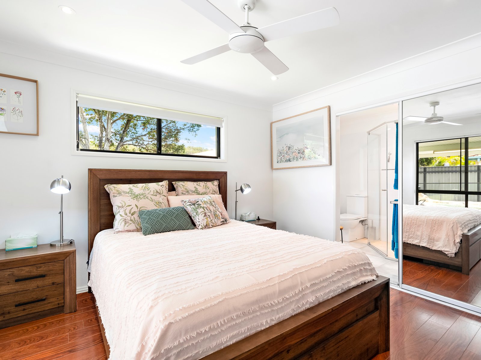 15 Neeson Place CURRUMBIN WATERS 7