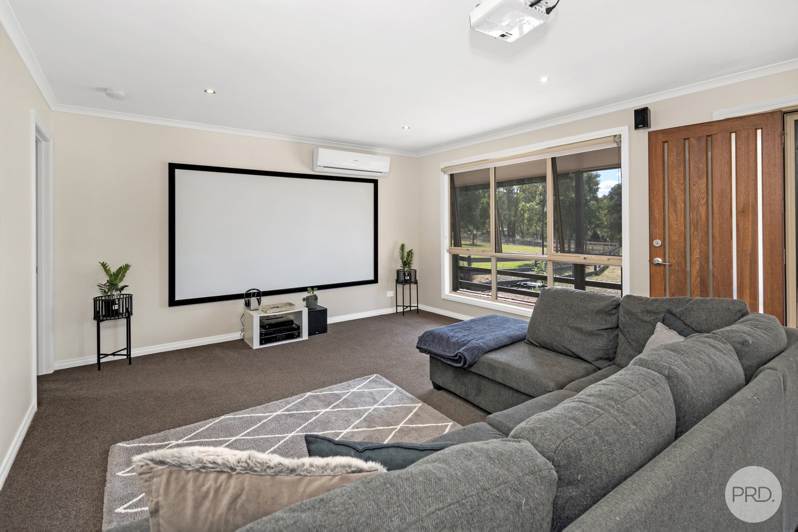 15 Noble Street SMYTHESDALE 4