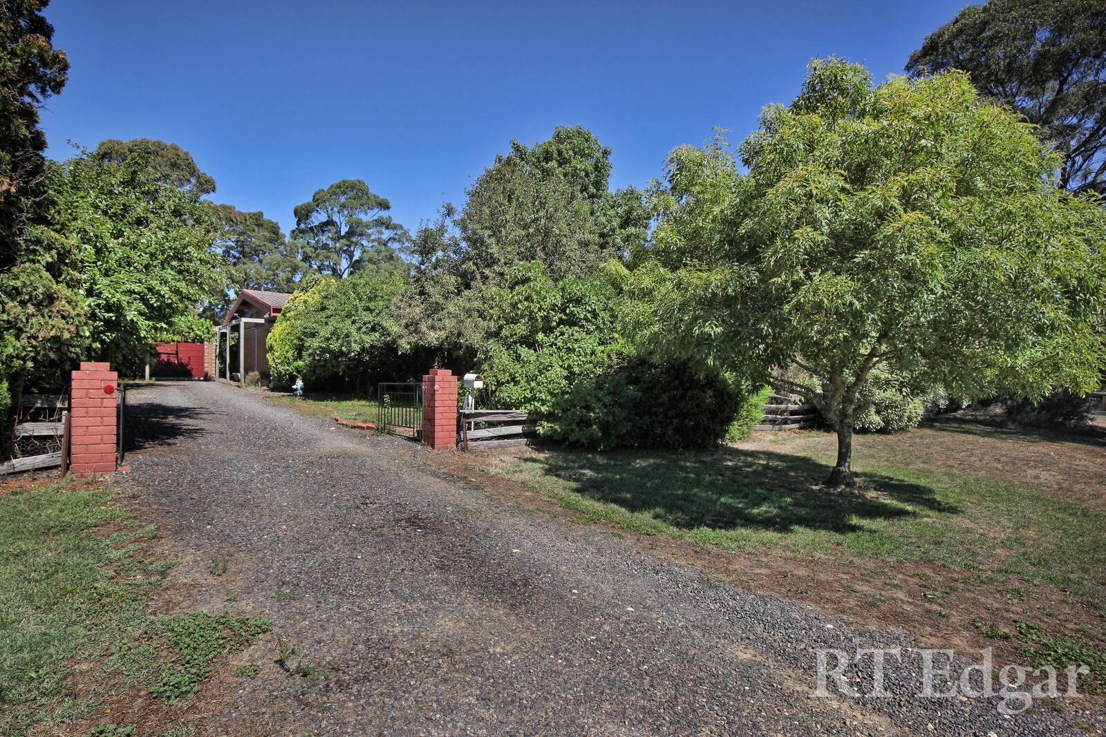 Real Estate and Property in 15 Noonan Grove, Woodend, VIC