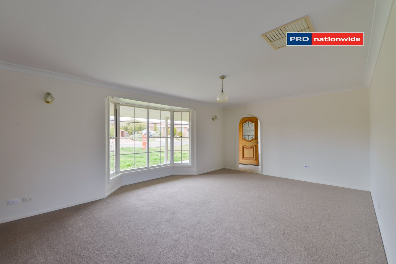 15 Noonga Crescent TAMWORTH 3