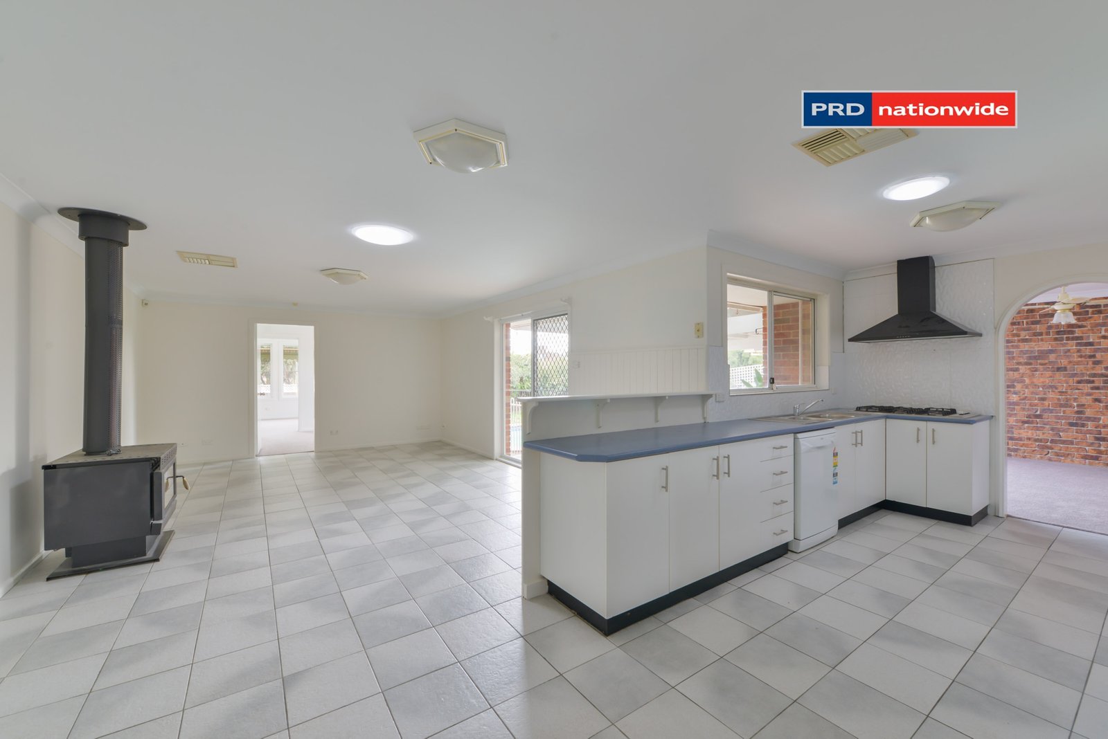 15 Noonga Crescent TAMWORTH 6