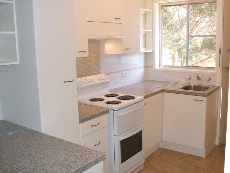 1/5 Nordlingen Drive TOLLAND 3