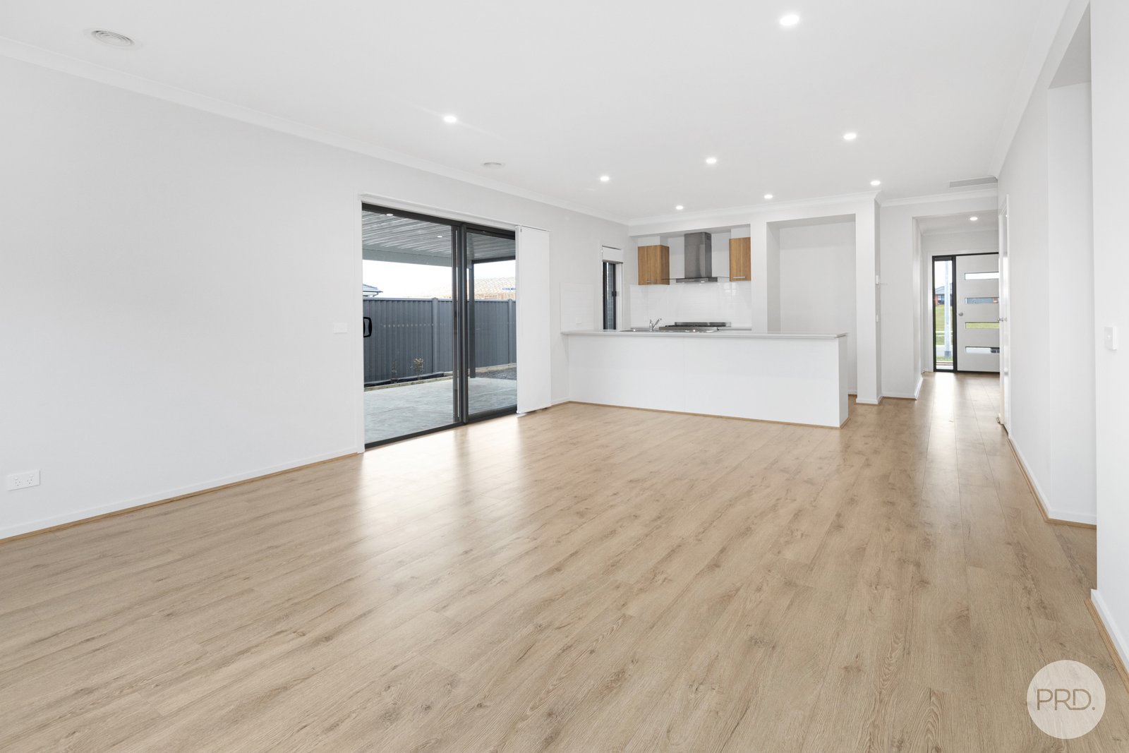 15 Nyon Road ALFREDTON 4