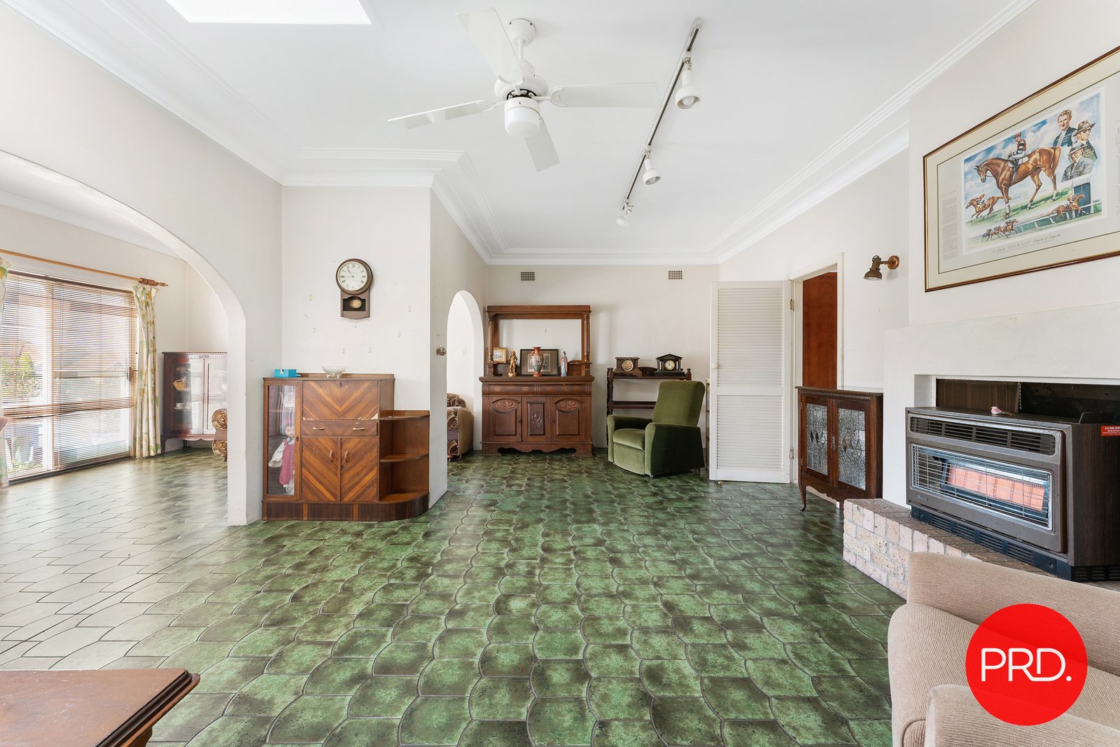 15 Oakdale Avenue KOGARAH 5