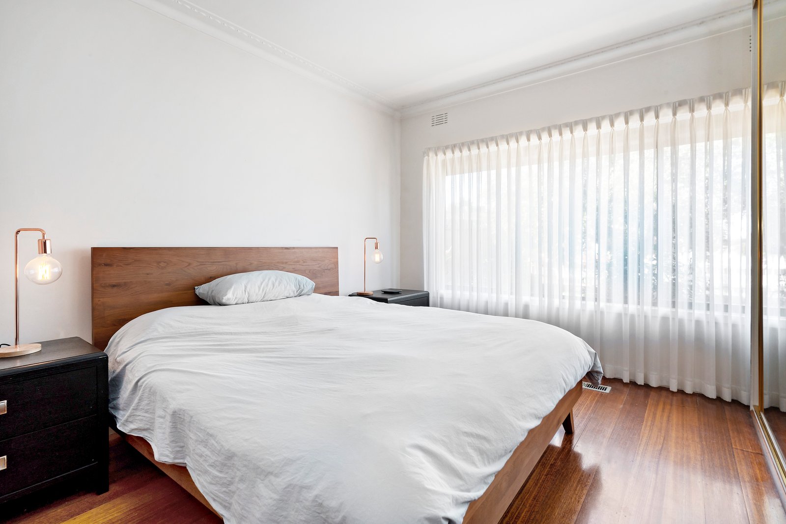 Gallery: 15 Oakleigh Street