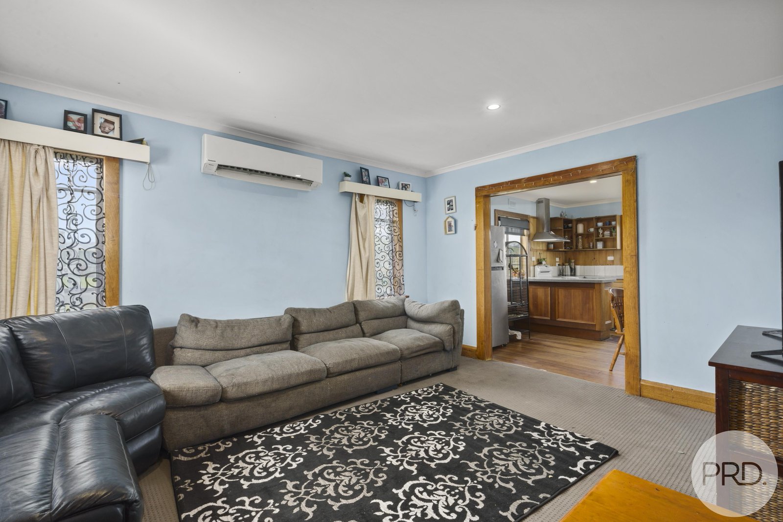 15 Oakley Avenue BRIDGEWATER 4