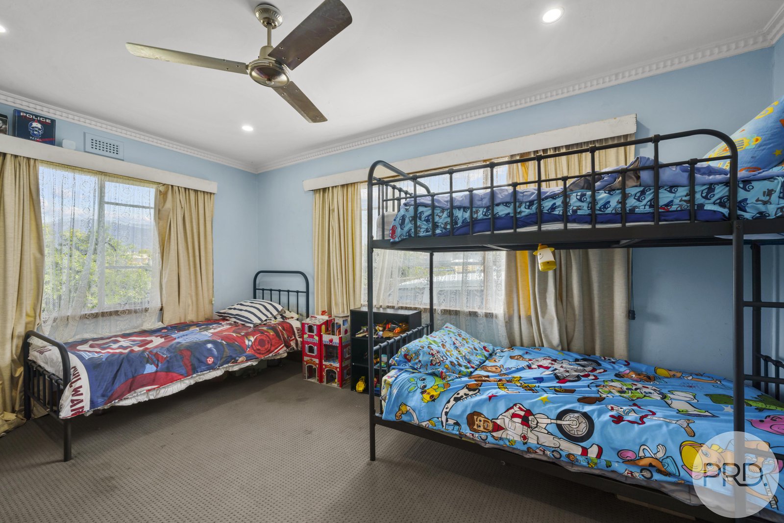 15 Oakley Avenue BRIDGEWATER 6