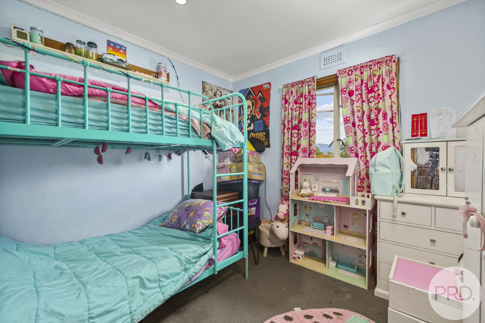 15 Oakley Avenue BRIDGEWATER 7