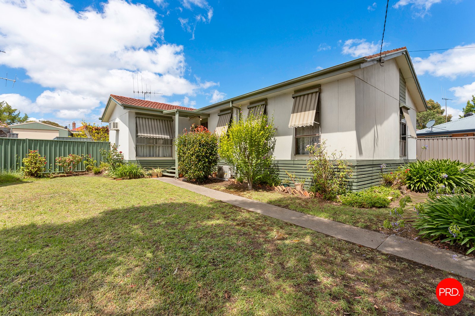 15 Oliver Court LONG GULLY 1