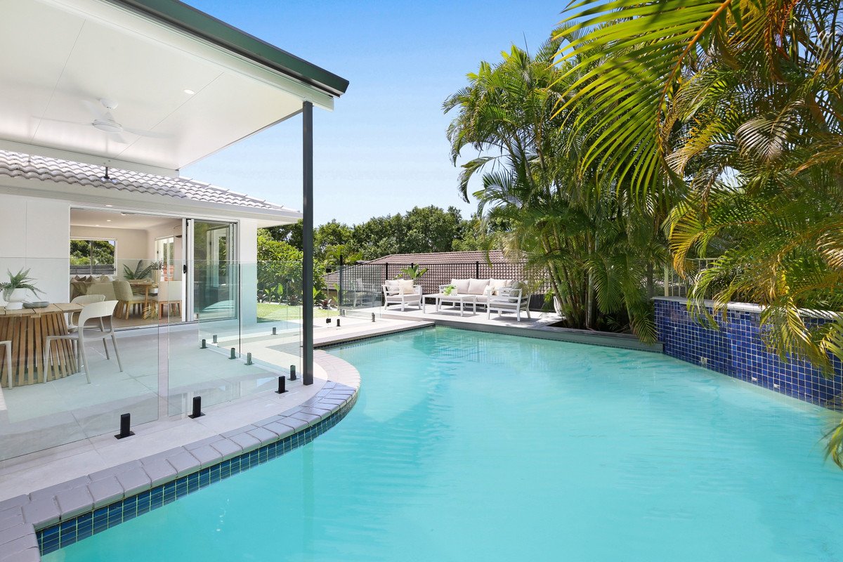 15 Orchna Street Burleigh Heads 1