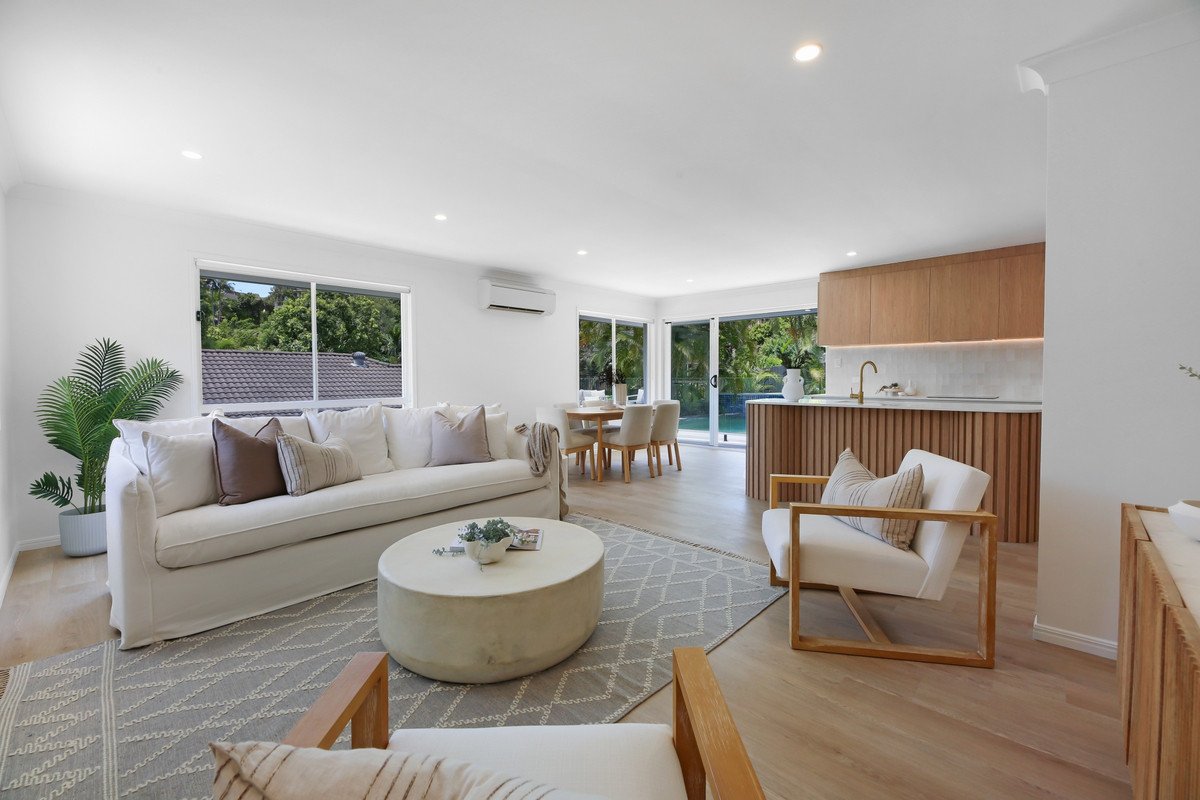 15 Orchna Street Burleigh Heads 4