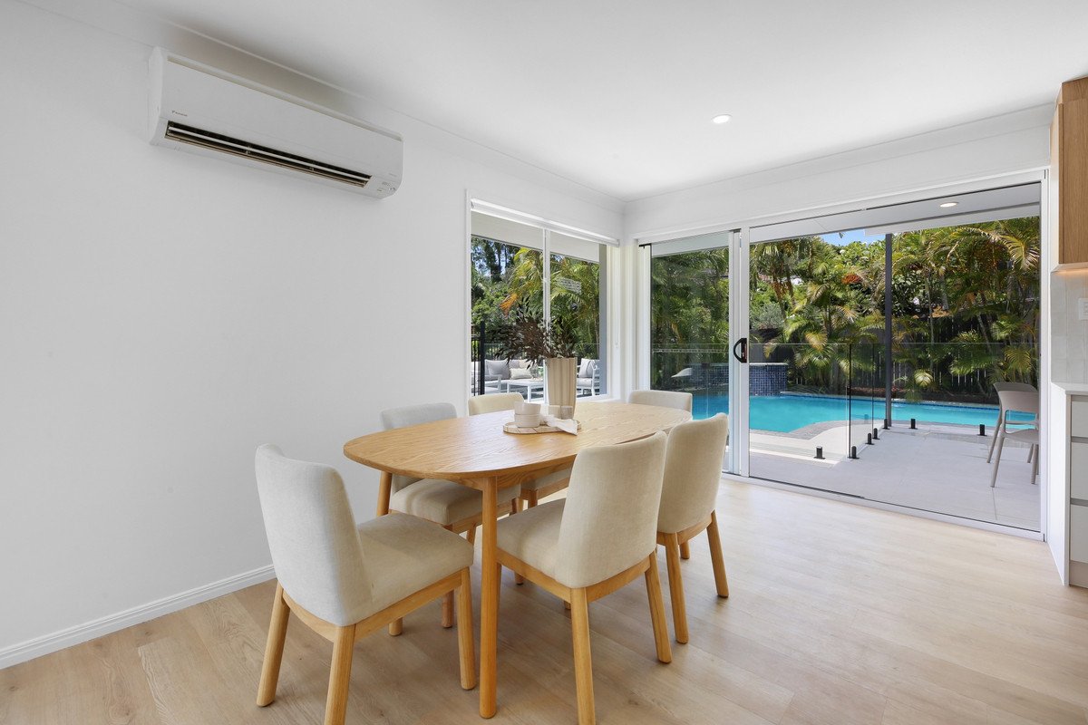 15 Orchna Street Burleigh Heads 5