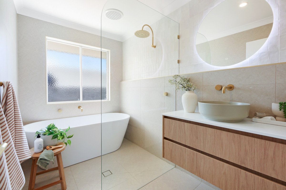 15 Orchna Street Burleigh Heads 21