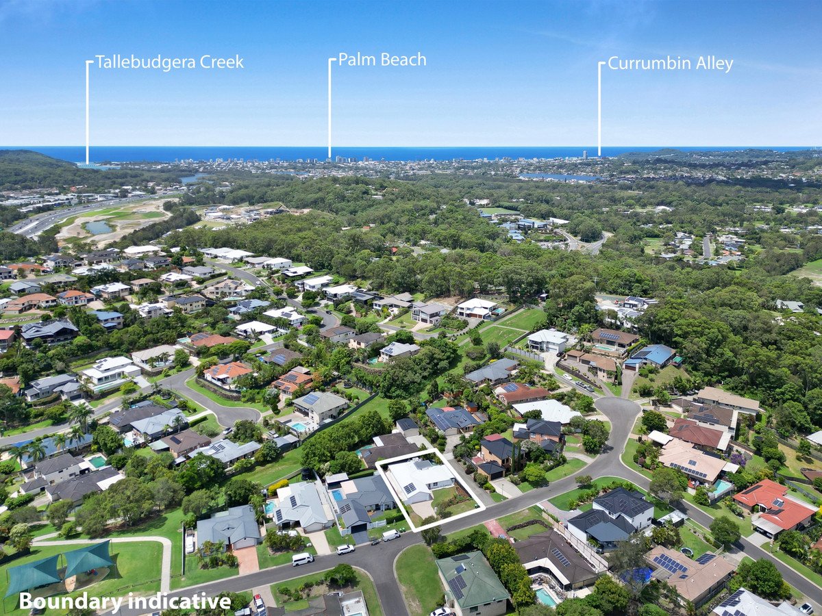 15 Orchna Street Burleigh Heads 27
