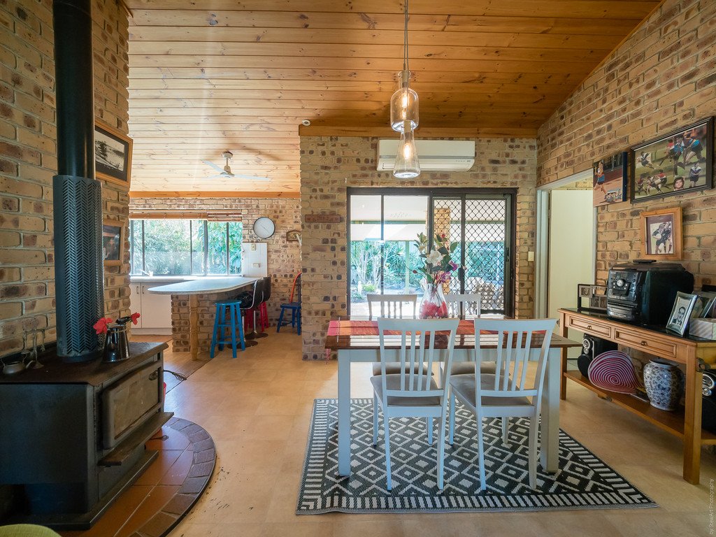 15 O'Regan Drive CRAIGNISH 9