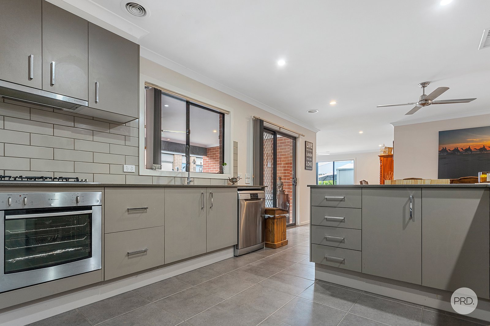 15 Ormond Drive MARONG 6