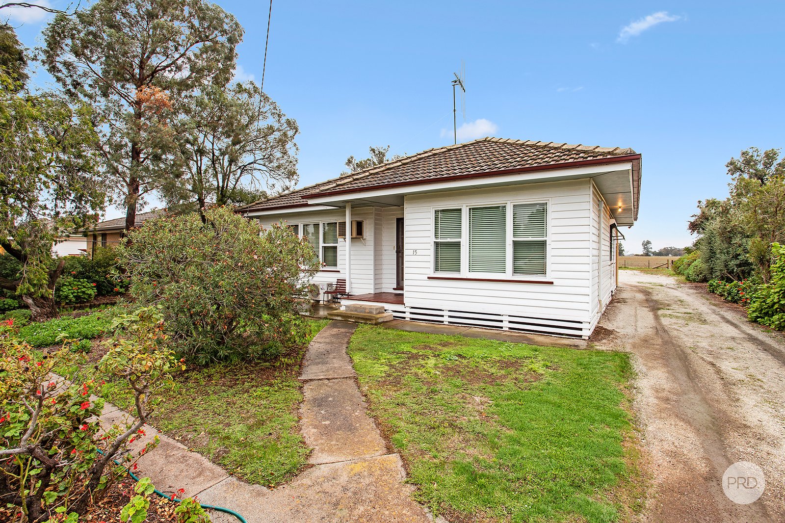 15 Ottrey Street PYRAMID HILL 13