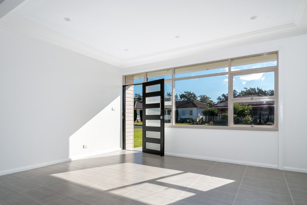 15 Oxford Road DAPTO 3