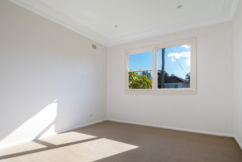 15 Oxford Road DAPTO 6