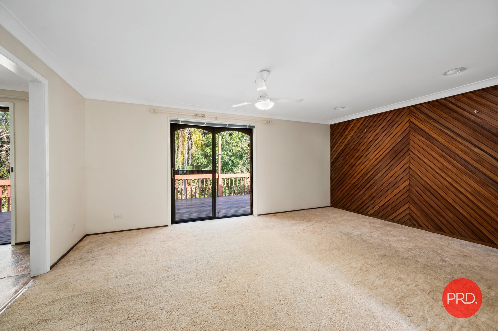 15 Oxley Place COFFS HARBOUR 4
