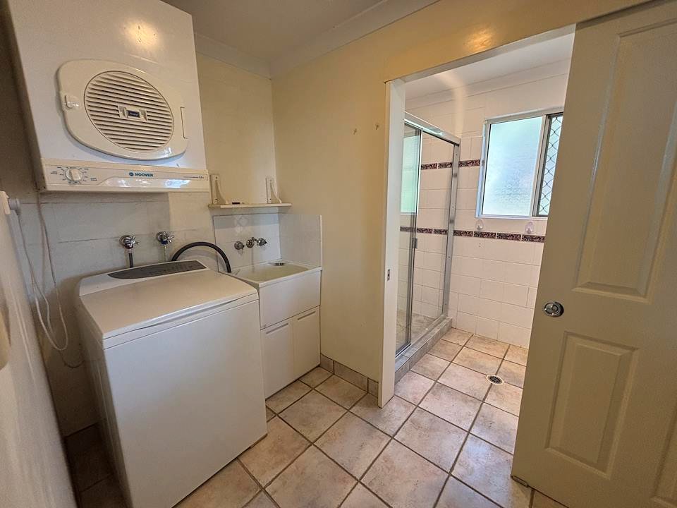 15 Palmview Court RURAL VIEW 8