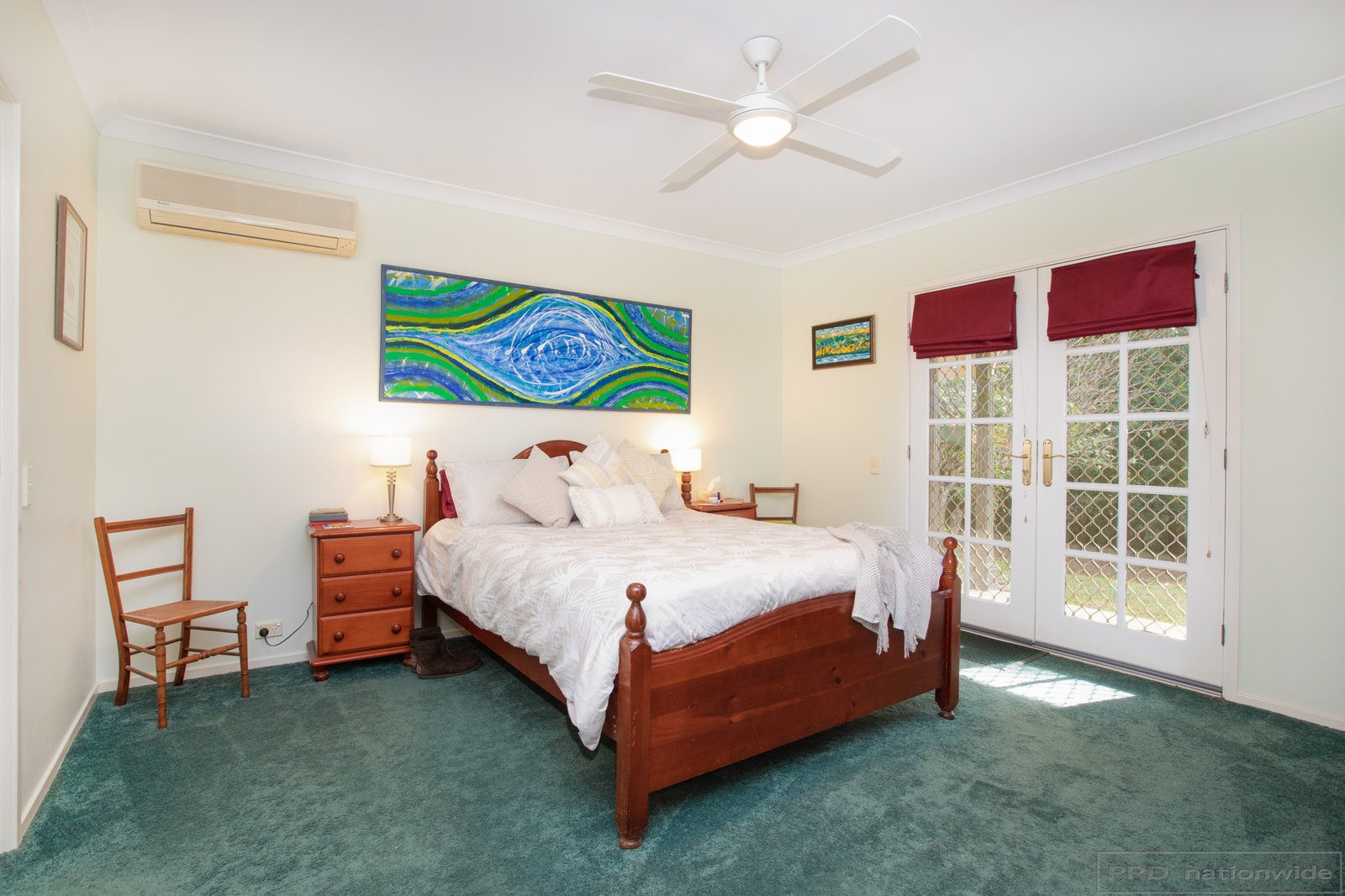 15 Paterson Road BOLWARRA 2