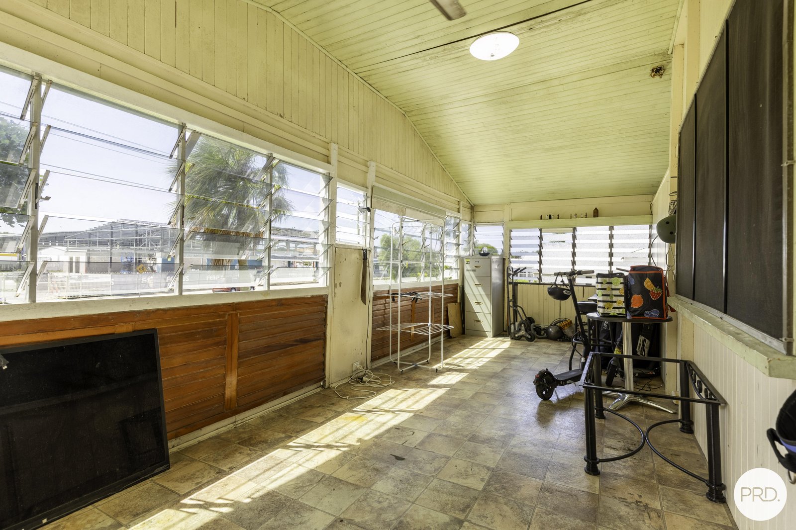 15 Penn Street SOUTH MACKAY 12