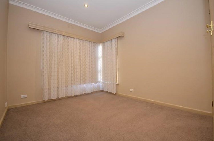 Gallery: 15 Pevensey Street