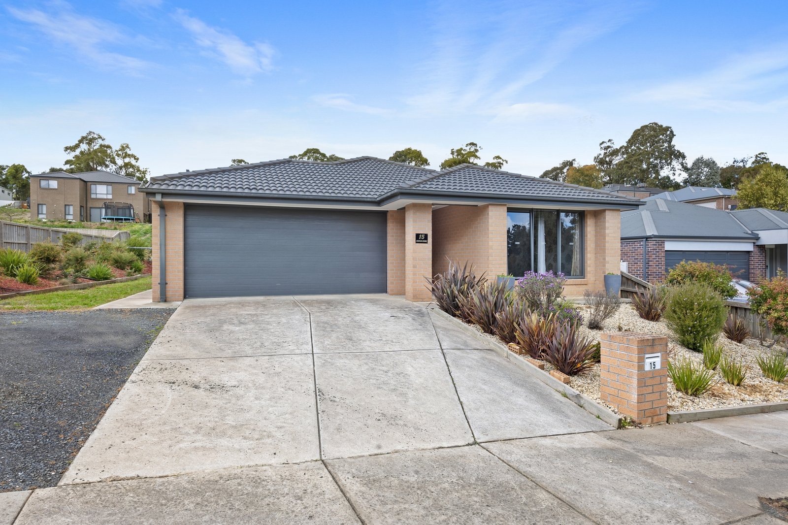 15 Phoenix Drive, Mount Clear VIC 3350 Buxton 2021