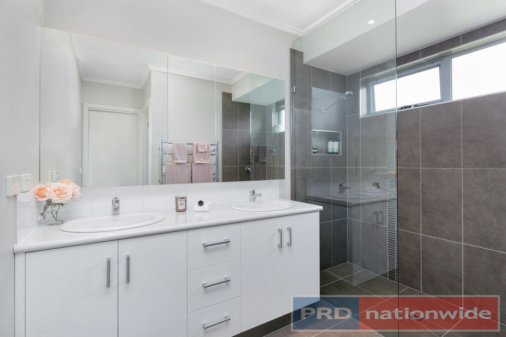 15 Pinevale Way BALLARAT NORTH 7