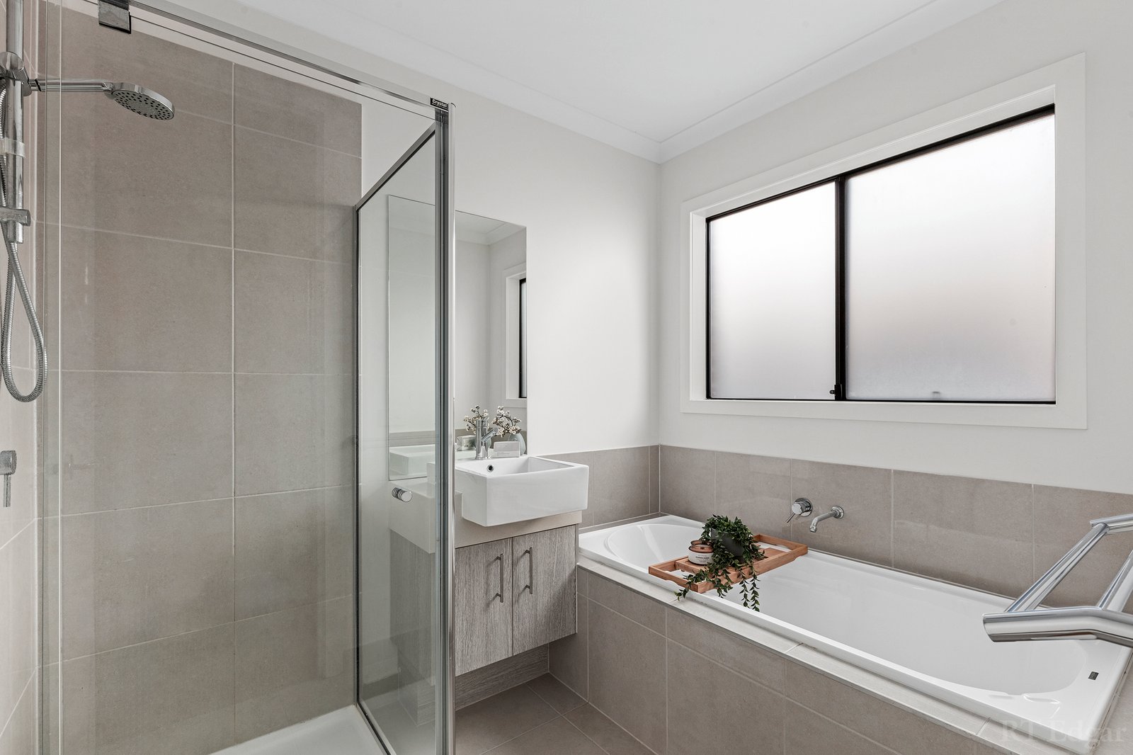 Real Estate and Property in 15 Point Boulevard, Point Londale, VIC