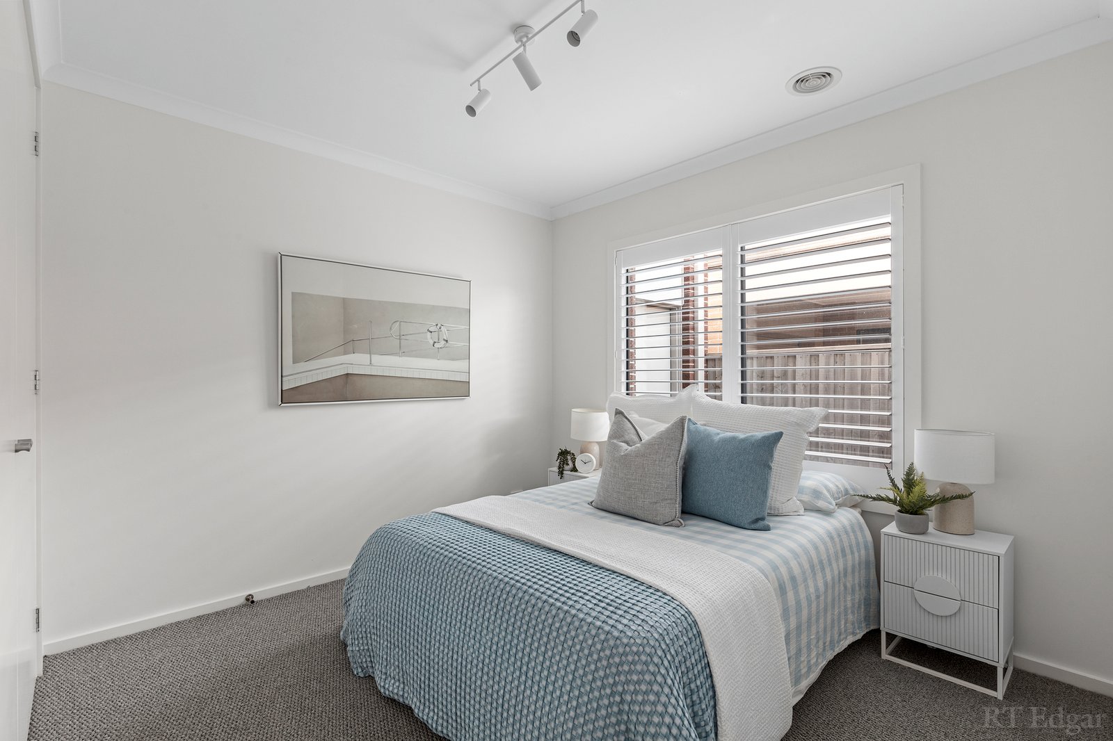 Real Estate and Property in 15 Point Boulevard, Point Lonsdale, VIC