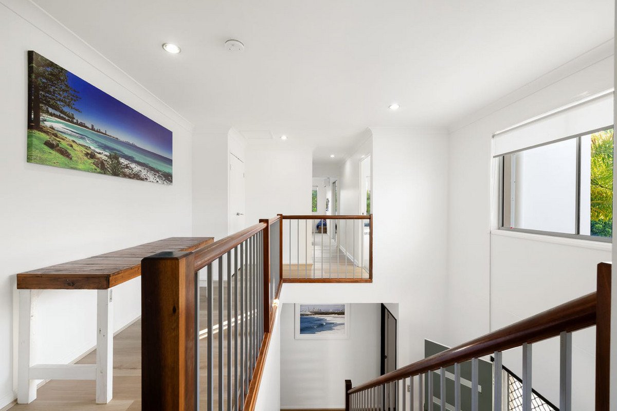 15 Porto Boulevard Burleigh Waters 3