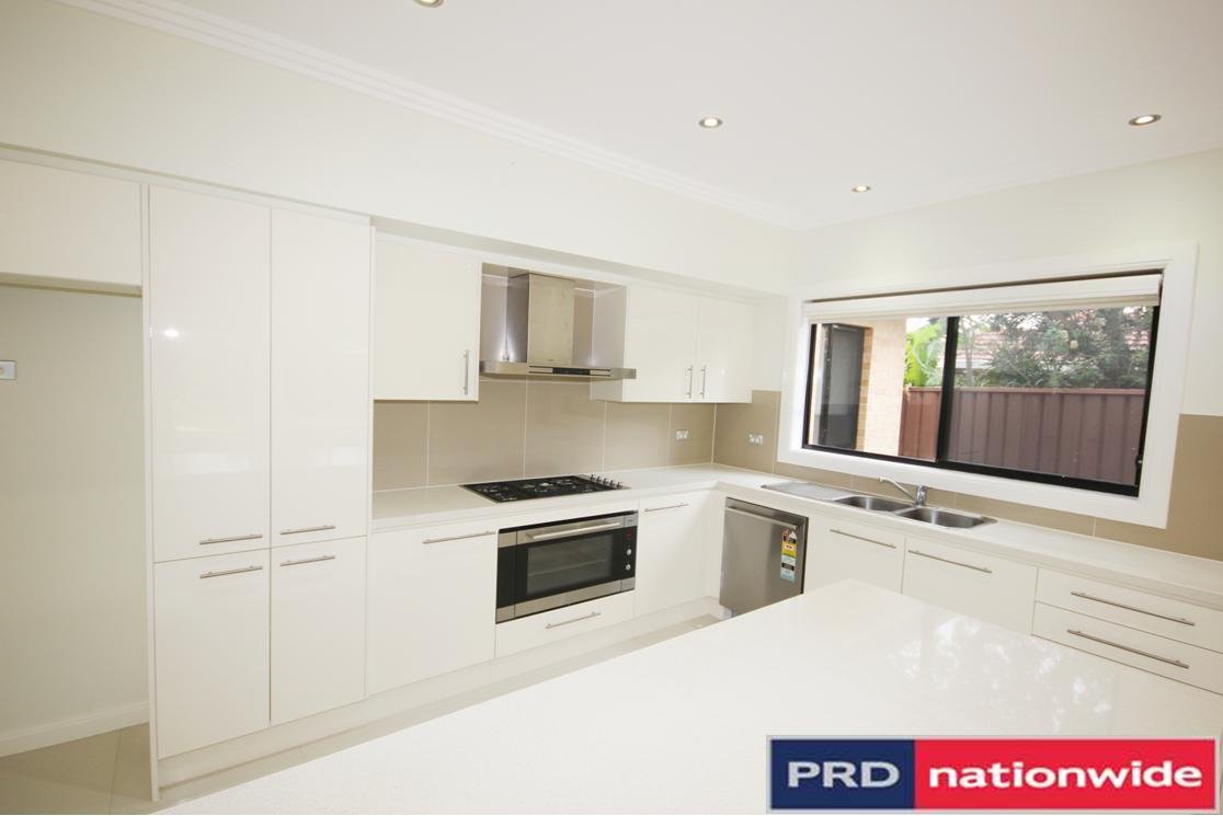 15 Poulton Avenue BEVERLEY PARK 4