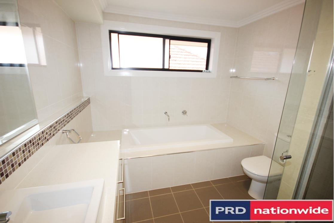 15 Poulton Avenue BEVERLEY PARK 9