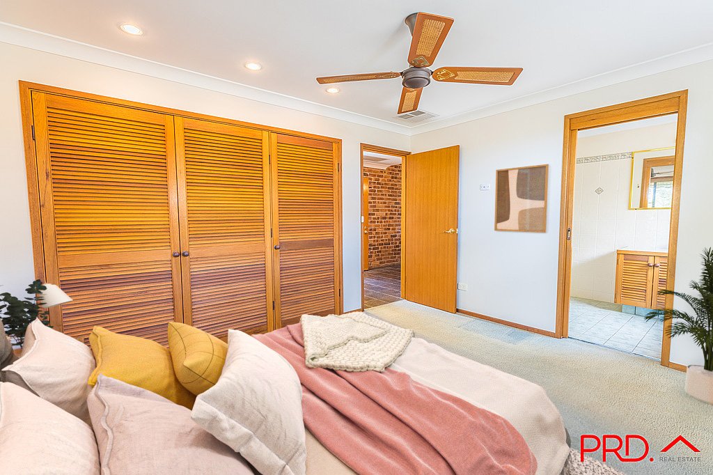 15 Prentice Avenue TAMWORTH 5