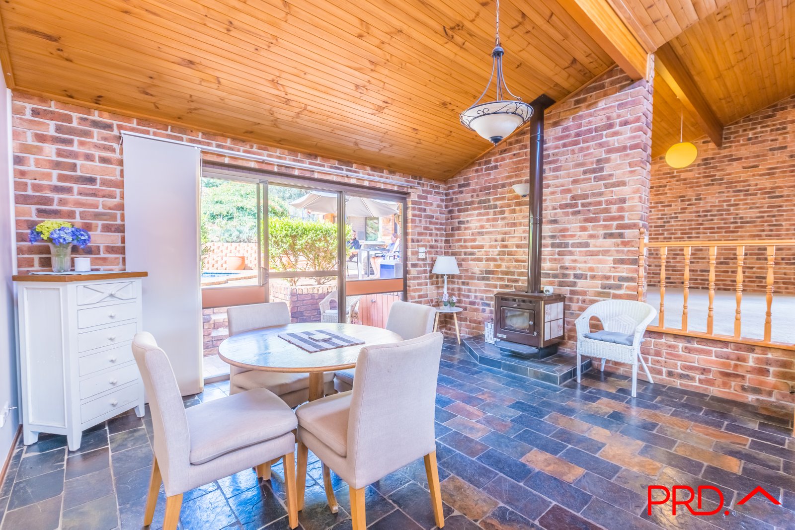 15 Prentice Avenue TAMWORTH 12