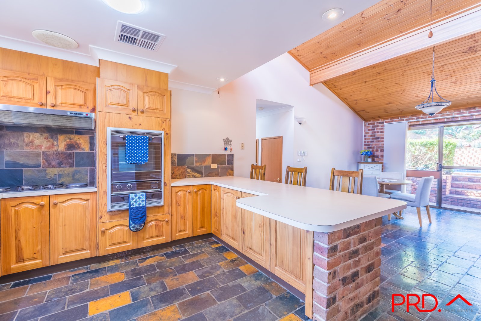 15 Prentice Avenue TAMWORTH 15