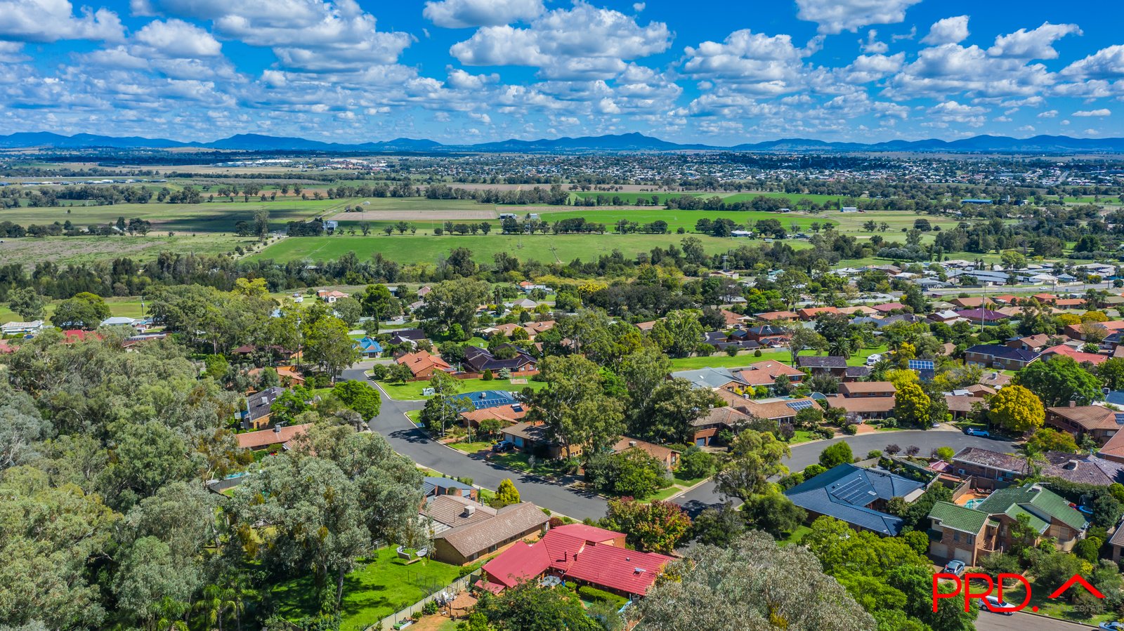 15 Prentice Avenue TAMWORTH 33