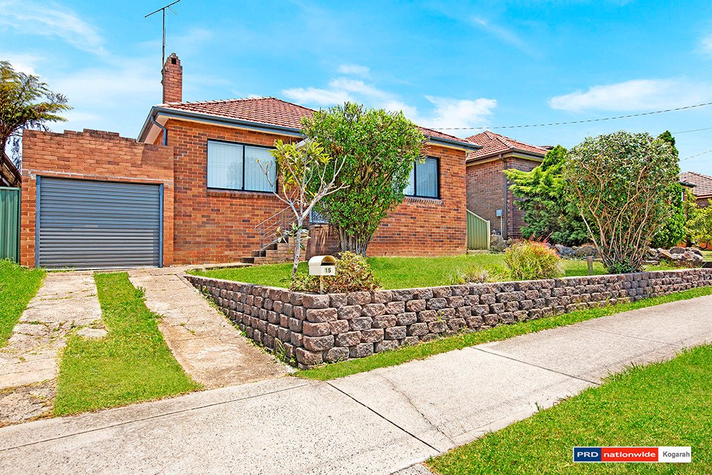 15 Proctor Avenue KINGSGROVE 1